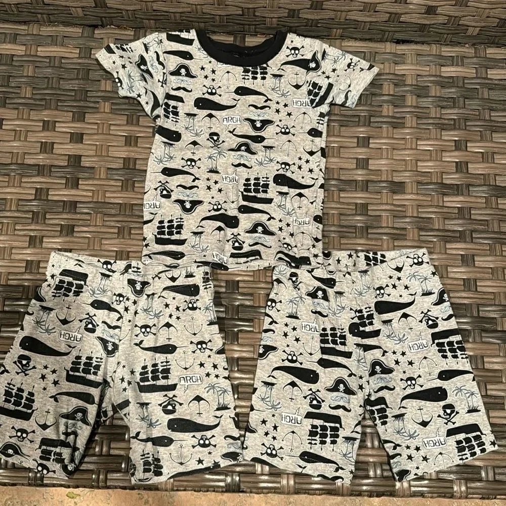 Carter’s PJ set 3